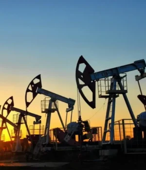Ціни-на-нафту-можуть-зафіксувати-найбільше-квартальне-падіння-з-2020-року-на-тлі-очікувань-переговорів.