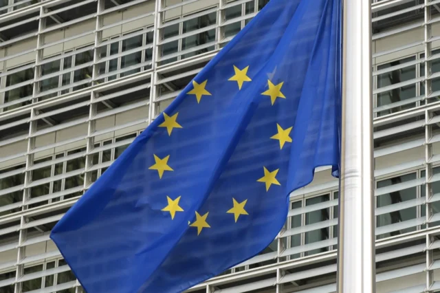 Euroclear подає позов проти Росії для блокування виплати 220 мільярдів євро euroclear-подав-позов-проти-росії-з-вимогою-заблокувати-відшкодування-220-мільярдів-євро