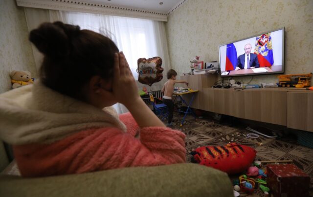 Зростання інтересу росіян до закінчення війни з Україною: нові дані Росіяни виявляють все більший інтерес до теми завершення війни РФ проти України, – ISW