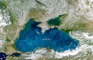 Чорне море стало бірюзовим: NASA показало незвичне явище з космосу Чорне-море-стало-бірюзовим:-nasa-показало-незвичне-явище-з космосу