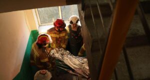 Масована атака на Київ: жертви та руйнування внаслідок обстрілів У Києві число постраждалих різко зросло до 56, жертв вже більше десятка