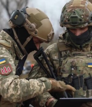 Від-«Аеророзвідки»-до-дальнобійних-БПЛА.-Як-«Дельта»,-дрони-й-ШІ-допомагають-Україні-на-фронті Від-«Аеророзвідки»-до-дальнобійних-БПЛА.-Як-«Дельта»,-дрони-й-ШІ-допомагають-Україні-на-фронті