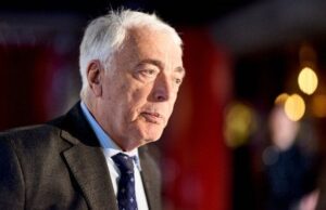 Пережив Голокост, але постраждав від удару РФ: у Києві снаряд влучив у будинок відомого історика Пережив-Голокост,-але-постраждав-від-удару-РФ:-у-Києві-снаряд-влучив-у-будинок-відомого-історика