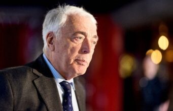 Пережив Голокост, але постраждав від удару РФ: у Києві снаряд влучив у будинок відомого історика Пережив-Голокост,-але-постраждав-від-удару-РФ:-у-Києві-снаряд-влучив-у-будинок-відомого-історика
