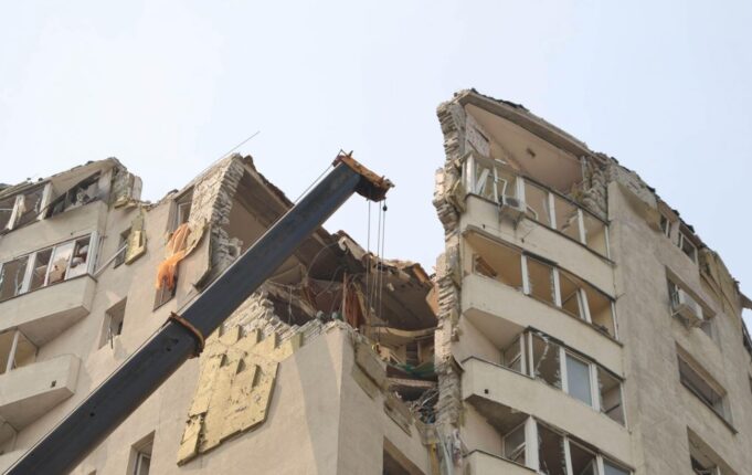 Рятувальники завершили пошукову операцію у Дарницькому районі Києва У Дарницькому районі Києва завершили пошукову операцію, названо кількість жертв