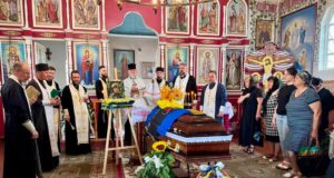 Прощання з Героїм: Олександр Кузнєцов похований у Нововолинську Нововолинська-громада-попрощалася-із-Захисником-України-Олександром-Кузнєцовим