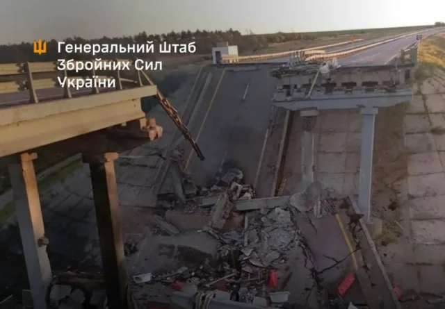 Удар по залізничному мосту в Криму: Генштаб підтвердив ураження У-Генштабі-підтвердили-ураження-залізничного-моста-та-підрозділу-радіоелектронної-розвідки-в-окупованому-Севастополі