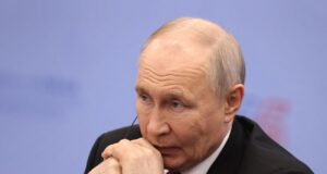 Путін наказав продовжити удари по військово-промисловому комплексу України Путін доручив продовжити масовані удари по Україні, – росЗМІ