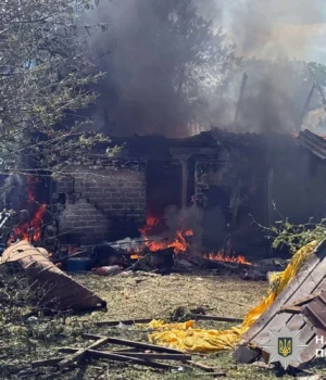 На-Донеччині-понад-1,3-тисячі-ударів-рф-за-добу:-п'ятеро-загиблих,-12-поранених