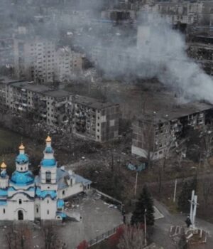 Україна-успішно-б’є-по-НПЗ-Росії,-але-в-Костянтинівці-ситуація-складна-Зеленський-відреагував-на-заяву. Україна-успішно-б’є-по-НПЗ-Росії,-але-в-Костянтинівці-ситуація-складна-Зеленський-відреагував-на-заяву.
