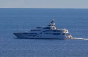 Суперяхта Путіна залишає Балтійське море під охороною військових кораблів Суперяхта-путіна-залишає-Балтійське-море-під-охороною-військових-кораблів-через-загрозу-українських-дронів-–-ЗМІ
