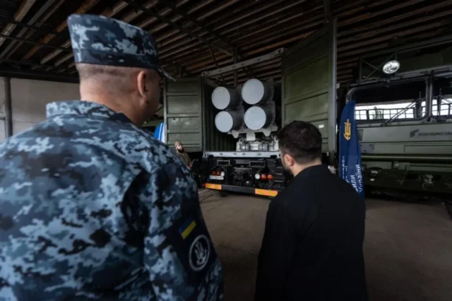 В Україні вперше показали пускову установку Harpoon на озброєнні ЗСУ В Україні вперше показали пускову установку Harpoon на озброєнні ЗСУ