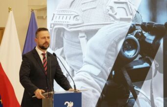 У Польщі розсекретять усі дані про військову допомогу Україні: що сталося У-Польщі-розсекретять-усі-дані-про-військову-допомогу-Україні:-що-сталося