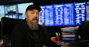 Посадовець Сил безпілотних систем затриманий за хабар за працевлаштування військовослужбовця “Гастролери та схематозники”: Мадяр відреагував на корупційний скандал у СБС