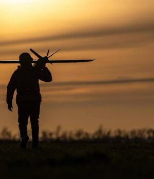 Українські-дрони-перетворюють-“безпечний-тил”-росіян-на-пастку-для-ворожої-логістики,-–-ap