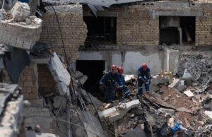 Кількість жертв російського обстрілу в Києві зросла до 14 осіб У Києві вже 14 загиблих внаслідок нічного обстрілу РФ