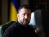Зеленський вирушає на саміт НАТО впевненим у собі, як ніколи, – Bloomberg Зеленський-вирушає-на-саміт-НАТО-впевненим-у-собі,-як-ніколи,-–-bloomberg