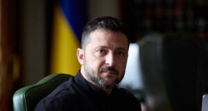 Зеленський вирушає на саміт НАТО впевненим у собі, як ніколи, – Bloomberg Зеленський-вирушає-на-саміт-НАТО-впевненим-у-собі,-як-ніколи,-–-bloomberg