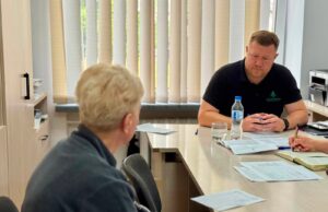 Міський голова Нововолинська провів прийом громадян: основні питання та звернення Міський-голова-провів-особистий-прийом-громадян