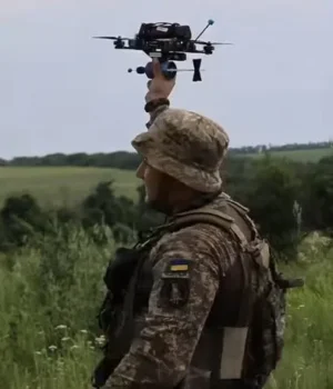 Україна-щомісяця-ліквідовує-близько-30-тисяч-російських-військових,-переважно-дронами-–-Президент