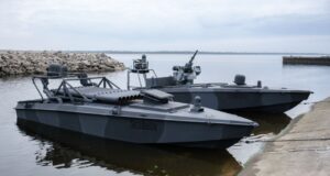 Румунія пропонує Україні змінити алгоритм роботи безпілотників Румунія просить Україну перепрограмувати безпілотники після інциденту у Чорному морі