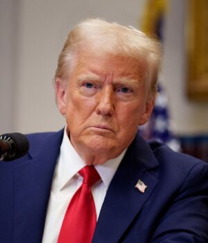 2025__gettyimages_2194586669_c1b6815d22abd55210802b3af25964d5_1300x820.jpg США після ударів по Ірану продовжать переговори для укладання угоди, – WSJ