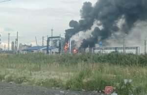 Атака українських дронів на Омський нафтопереробний завод: перший удар за межами України Дістали-«недосяжного-гіганта».-Як-українські-дрони-вперше-атакували-Омський-НПЗ-за-2500-кілометрів-від-кордону