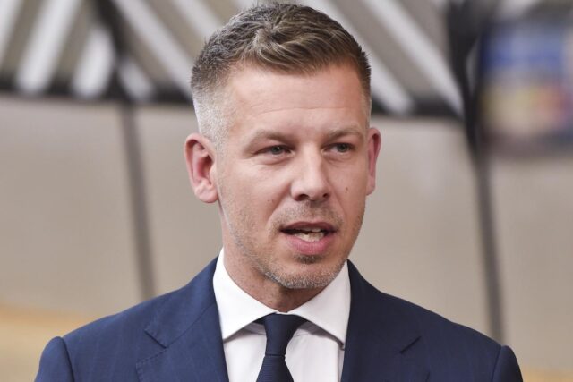 Україна – жертва агресії, але зброї не дамо: Мадяр після зустрічі з Зеленським Україна-–-жертва-агресії,-але-зброї-не-дамо:-Мадяр-після-зустрічі-з-Зеленським