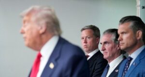 Трамп дав сигнал про нову допомогу Україні: у Вашингтоні зважують наступні кроки – FT Трамп-дав-сигнал-про-нову-допомогу-Україні:-у-Вашингтоні-зважують-наступні-кроки-–-ft