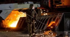 За перше півріччя в Україні скоротилось виробництво сталі За перше півріччя в Україні скоротилось виробництво сталі