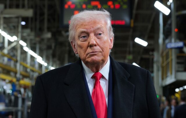 Трамп змінює тон щодо України на саміті НАТО в Анкарі У НАТО пояснили, що змусило Трампа різко “полюбити” Україну на саміті в Анкарі, – FT