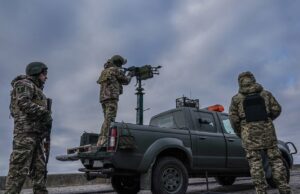 Російська атака на Україну: ППО знищила більшість дронів, але є влучання Дрони летіли з різних напрямків, майже 20 прильотів: як ППО відпрацювала по цілях РФ