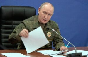 Удари України по НПЗ можуть стати останньою краплею для Путіна – WSJ Удари-України-по-НПЗ-можуть-стати-останньою-краплею-для-Путіна-–-wsj