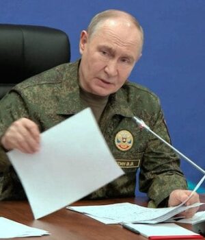 Удари-України-по-НПЗ-можуть-стати-останньою-краплею-для-Путіна-–-wsj