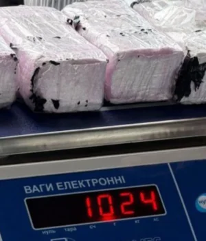 В-Україні-викрили-канал-постачання-кокаїну,-вилучено-партію-на-52-000-доларів-–-Офіс-Генпрокурора