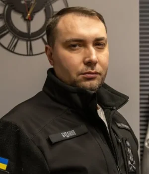 f6e840d9f1407be1.webp Буданов відвідав богослужіння з нагоди 975-річчя Києво-Печерської лаври