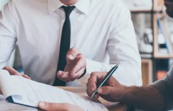 Уряд спростив страхування бізнесу від воєнних ризиків Уряд спростив страхування бізнесу від воєнних ризиків