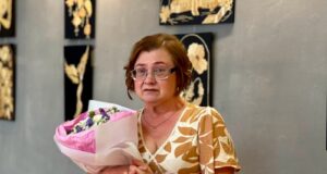 Відкриття виставки картин із соломи Вікторії Бондаренко в Нововолинську У-Нововолинську-відкрили-персональну-виставку-картин-із-соломи-Вікторії-Бондаренко