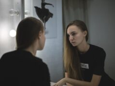 Як розпізнати дефіцит заліза в організмі: експертка назвала 5 симптомів на обличчі Як-розпізнати-дефіцит-заліза-в-організмі:-експертка-назвала-5-симптомів-на-обличчі