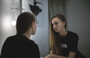 Як розпізнати дефіцит заліза в організмі: експертка назвала 5 симптомів на обличчі Як-розпізнати-дефіцит-заліза-в-організмі:-експертка-назвала-5-симптомів-на-обличчі