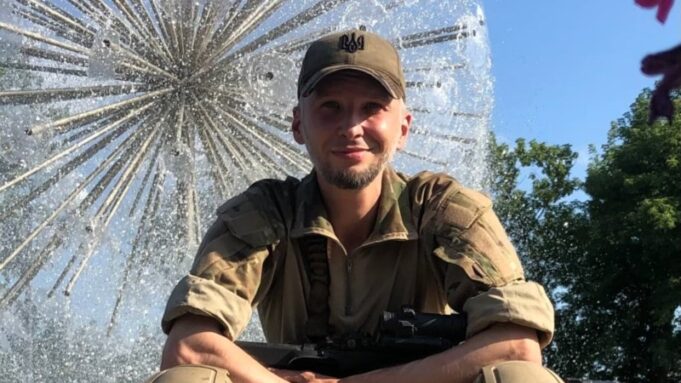Історія ветерана: Максим Ляховець та його шлях після поранення на фронті «Найбільша-перемога-–-самостійно-одягатися»:-історія-ветерана,-який-мріє-навчати-дітей-історії