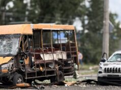 Російський удар по Сумам: чотири загиблих, серед них дитина Росія вдарила КАБами по Сумах, четверо загинули серед них дитина