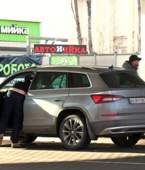 В-Україні-можуть-зникнути-звичні-АЗС,-але-з’являться-малі-пункти-з-колонками,-–-експерт