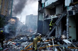 Дискусії в Росії: Війна, жертви та моральна симетрія Росіяни-заговорили-про-«безглузду-бійню».-Суперечка-у-російських-соцмережах-про-«удари-відплати»