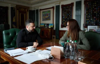 Свириденко після зустрічі із Зеленським заявила про готовність працювати далі Свириденко після зустрічі із Зеленським заявила про готовність працювати далі