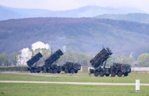 США можуть підтримати виробництво ракет Patriot в Україні У США заявили, що Україна може виробляти Patriot швидше, а можливо й краще