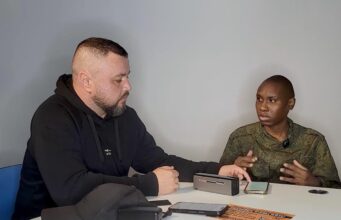 “Треба сплатити за наречену 99 кіз”: громадянин Кенії розповів, як потрапив в полон ЗСУ “Треба-сплатити-за-наречену-99-кіз”:-громадянин-Кенії-розповів,-як-потрапив-в-полон-ЗСУ