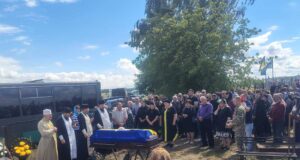 На Волині прощалися з загиблим військовим Олександром Ракоєдовим На-Волині-прощалися-з-загиблим-військовим-Олександром-Ракоєдовим