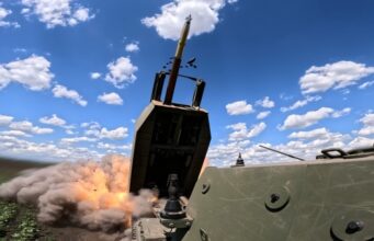 РСЗВ HIMARS в Україні: Вплив на бойові дії та нові завдання «Наче-після-«Запорожця»-сів-на-«Мерседес».-Десантники-ЗСУ-почали-працювати-з-himars