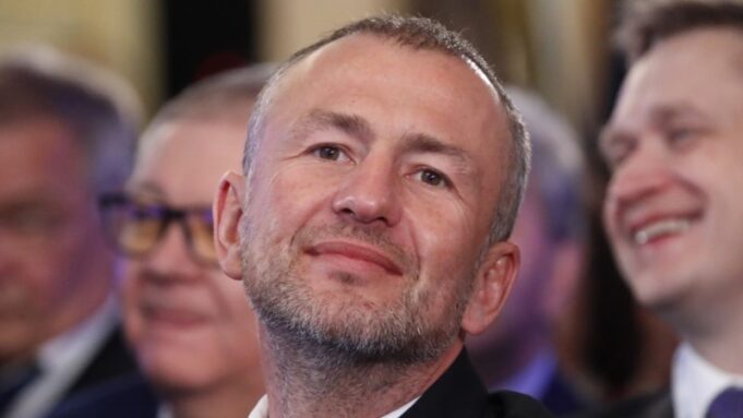 Андрій Мельниченко у The Economist: що стоїть за колонкою російського олігарха? «Зі-сторінок-the-economist-до-Заходу-звертається-Путін».-Реакції-на-статтю-російського-олігарха-Мельниченка